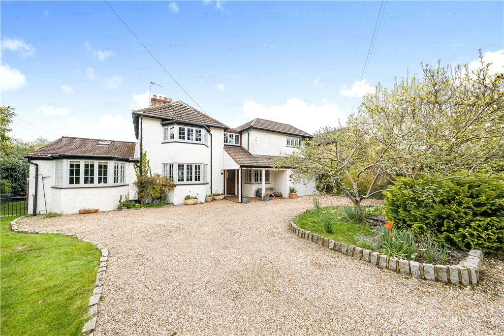 5 bed detached house for sale in Hill Rise, Chalfont St. Peter