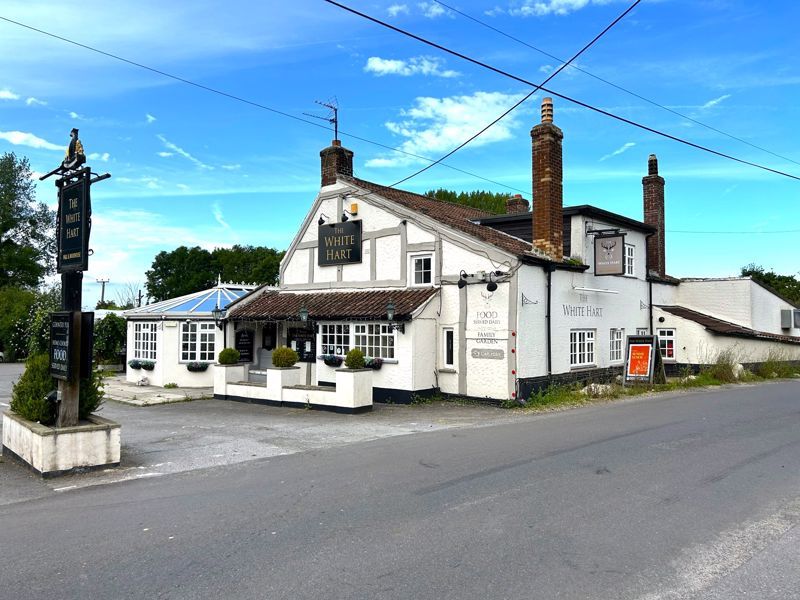 Pub/bar to let in Wrington Road, Congresbury, Bristol BS49, £20,000 pa Zoopla