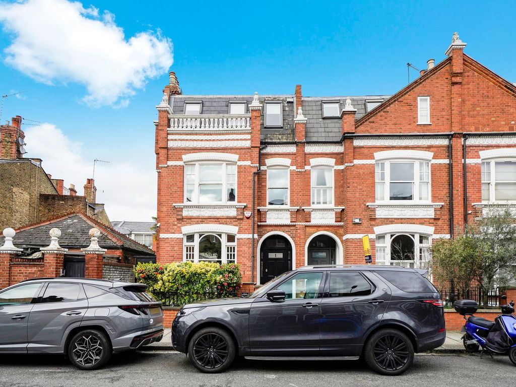 5 bed terraced house for sale in Quarrendon Street, London SW6, £