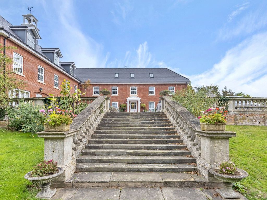 1 bed flat for sale in Maynard House, Great Easton, Moat House, Essex