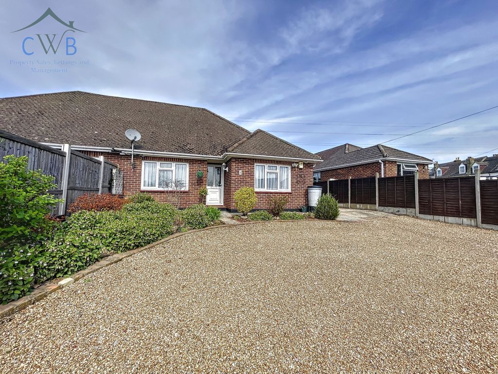 3 bed bungalow for sale in Annie Road, Snodland ME6 Zoopla