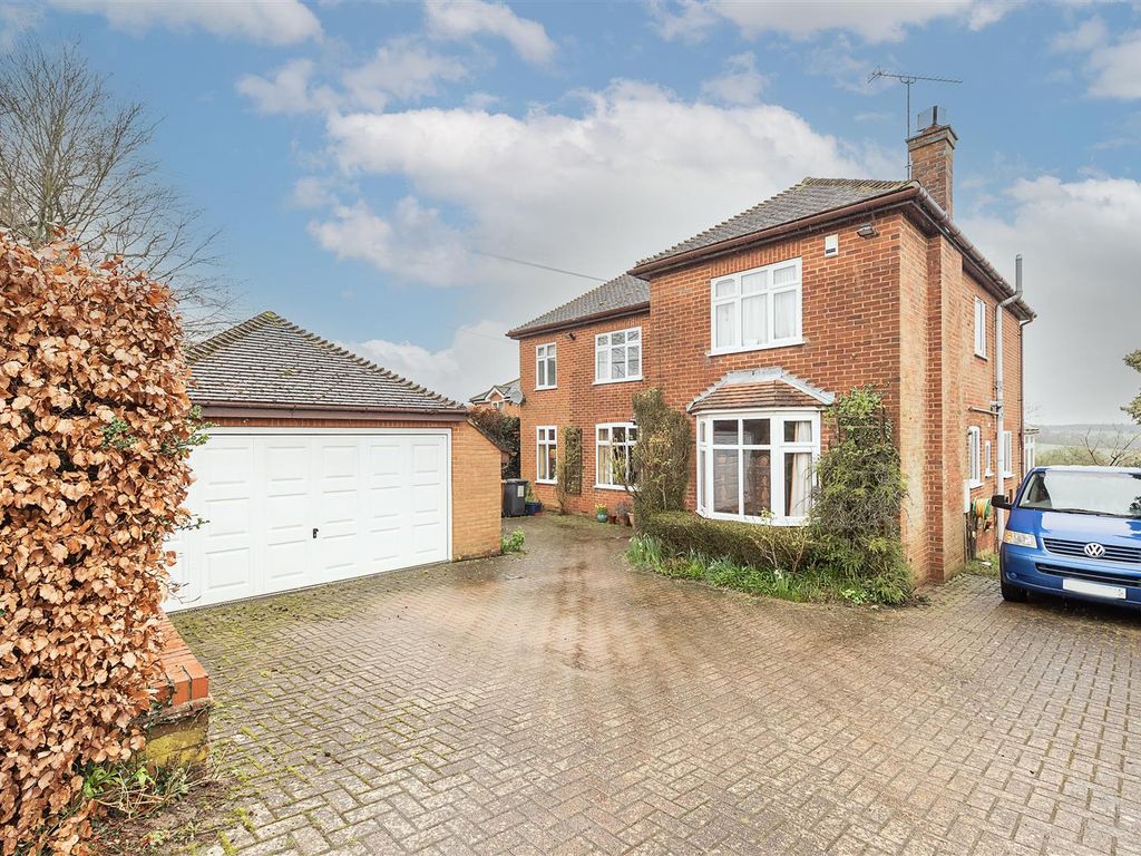 5 bed detached house for sale in Horn Hill, Whitwell, Hitchin SG4, £
