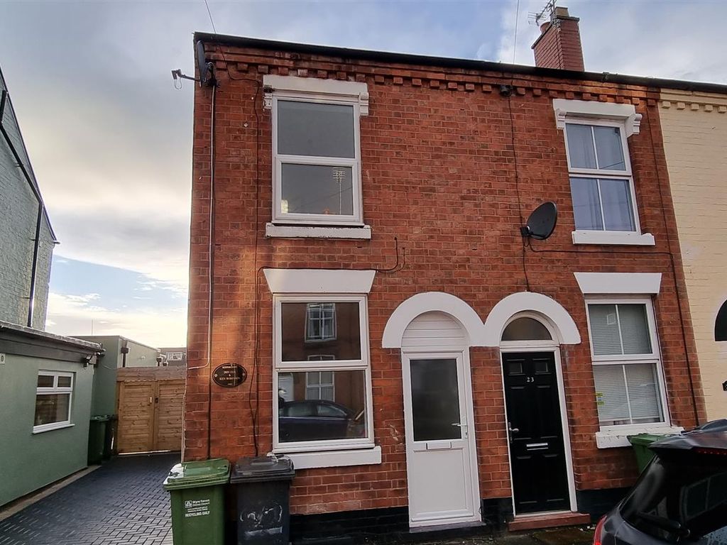 2 bed end terrace house to rent in Peel Street, Kidderminster DY11, £