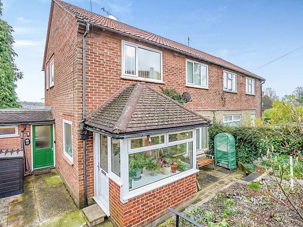 3 bed semidetached house for sale in Ashridge Rise, Berkhamsted HP4