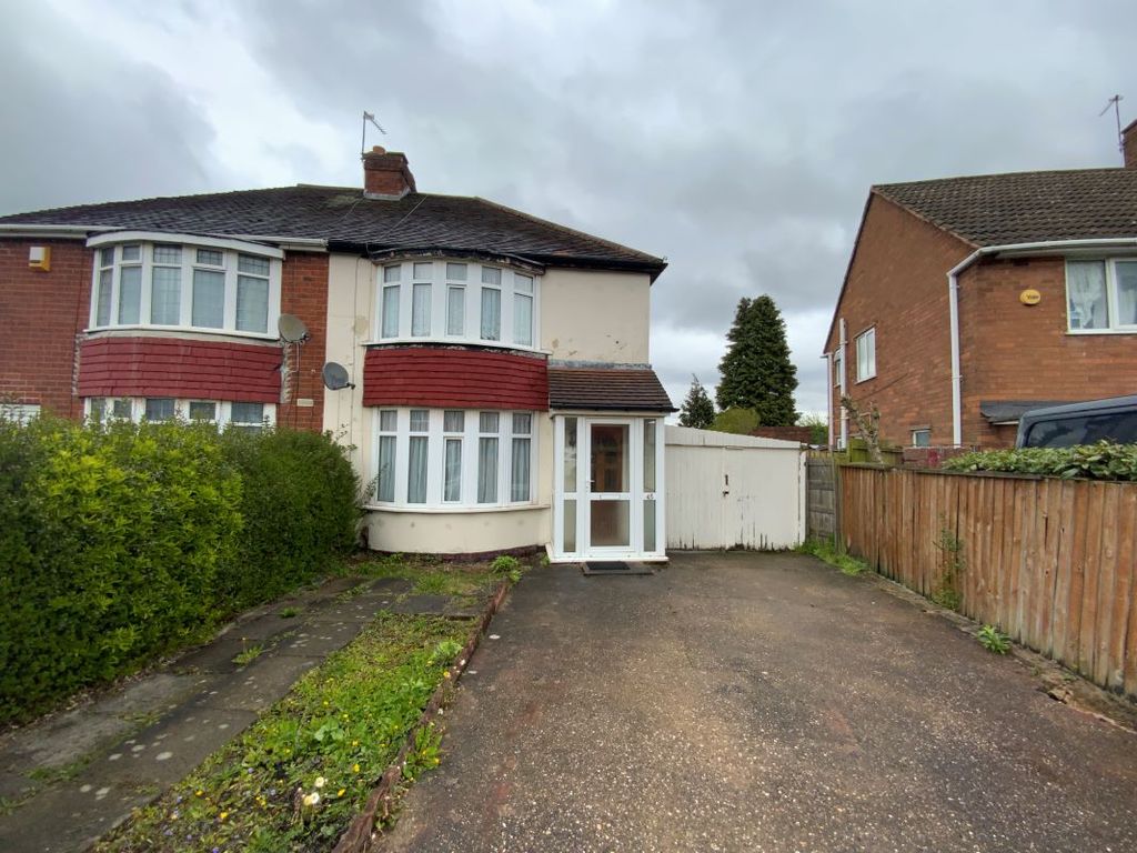 3 bed semidetached house for sale in 43 Hilton Road, Lanesfield