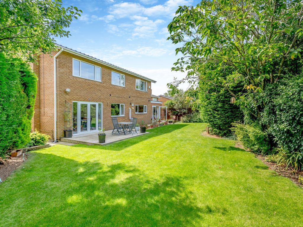 4 bed detached house for sale in Thurston Gate, Longthorpe
