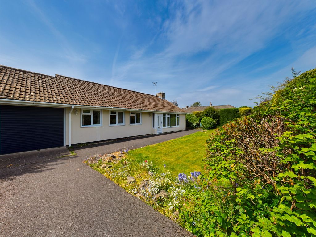 3 bed bungalow for sale in Old Park Road, Clevedon BS21 Zoopla
