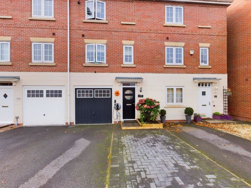 3 bed terraced house for sale in Highlander Drive, Donnigton, Telford