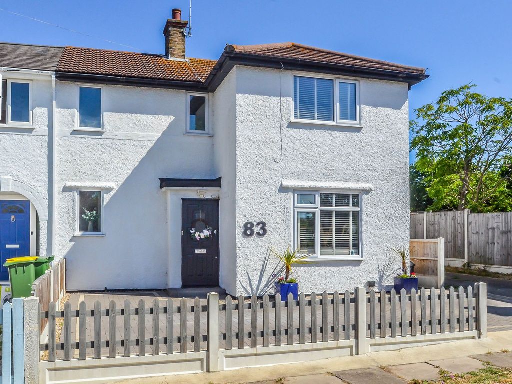 3 bed end terrace house for sale in Manchester Drive, LeighOnSea SS9