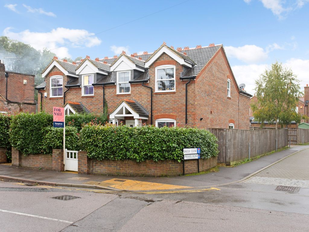 3 bed semidetached house for sale in Westfield Road, Harpenden AL5, £