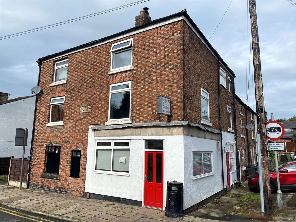 3 bed terraced house for sale in Hurdsfield Road, Macclesfield SK10, £