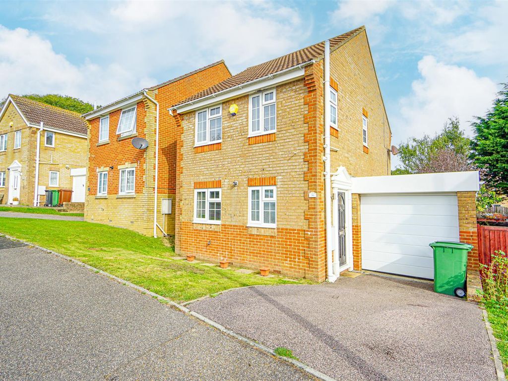 3 bed detached house for sale in Icklesham Drive, St. LeonardsOnSea TN38, £335,000 Zoopla