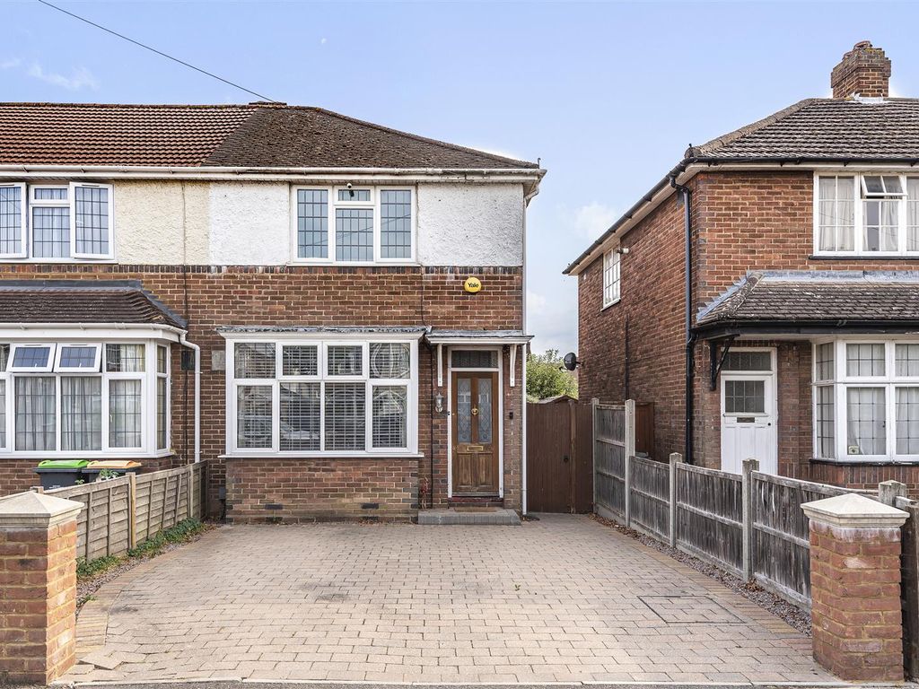 2 bed semidetached house for sale in Wendover Drive, Bedford MK41 Zoopla