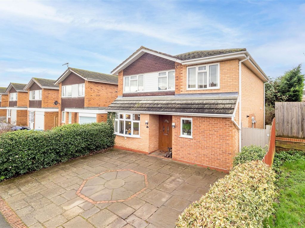 5 bed detached house for sale in Talbot Road, StratfordUponAvon CV37