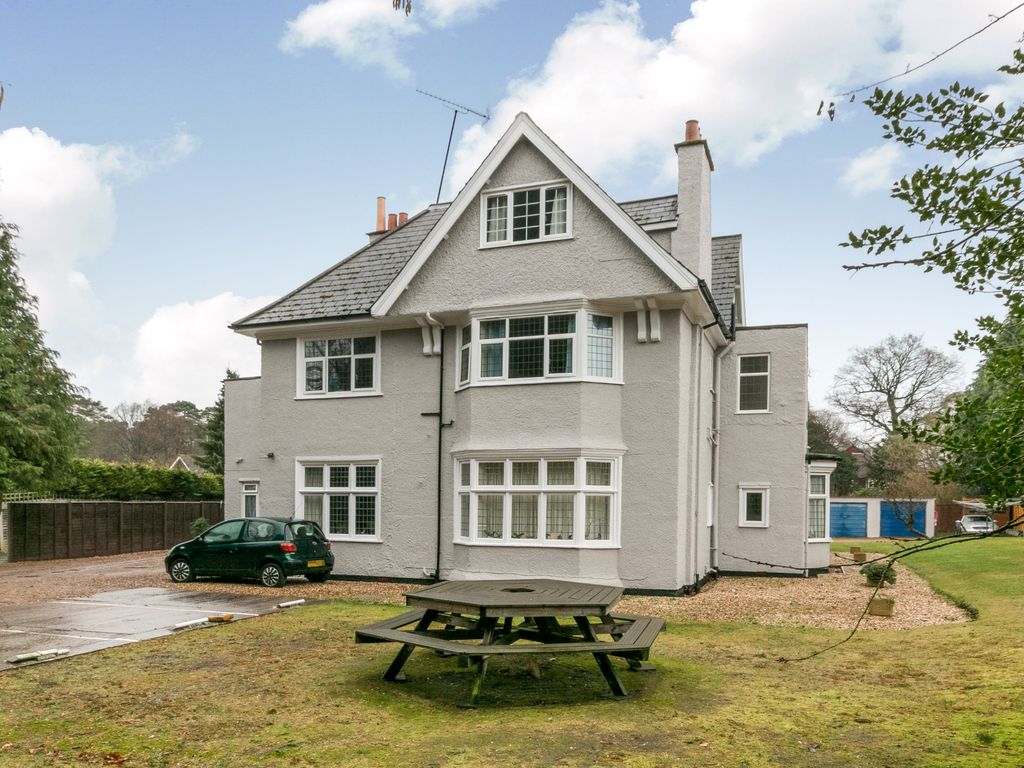 1 bed flat to rent in Brackendale Close, Frimley, Camberley GU15 Zoopla