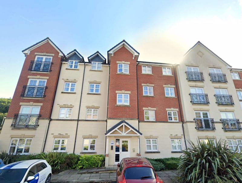 2 bed flat for sale in Astley Brook Close, Bolton BL1, £110,000 Zoopla