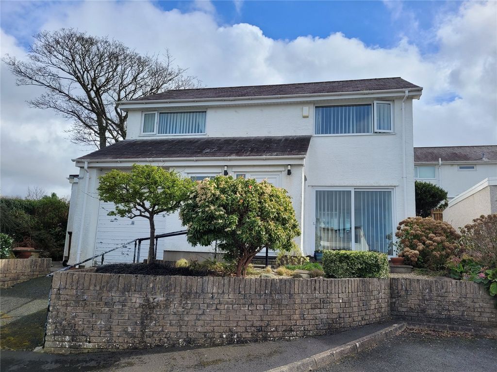 3 bed detached house for sale in Cae Gwyn, Caernarfon, Gwynedd LL55