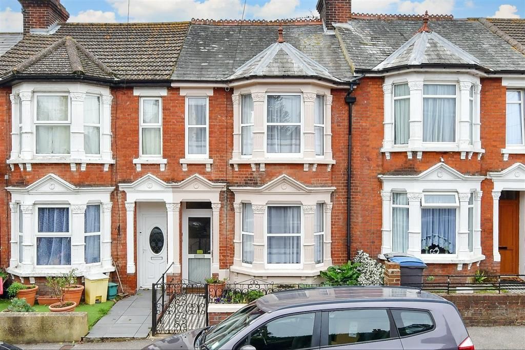 3 bed terraced house for sale in Beaconsfield Avenue, Dover, Kent CT16