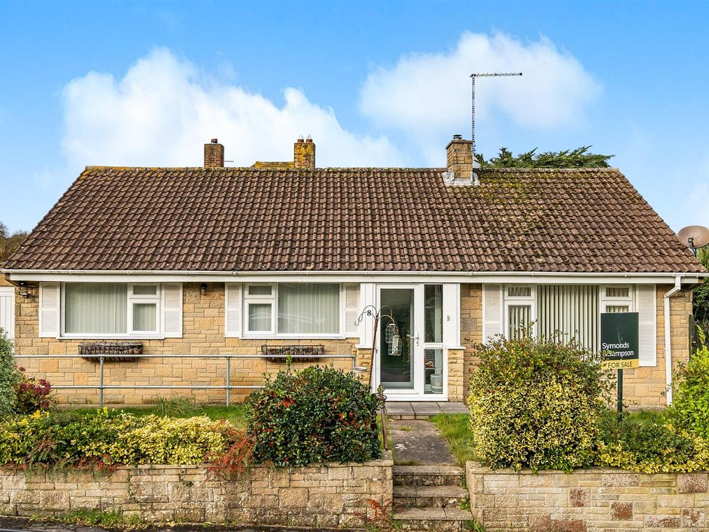 3 bed detached bungalow for sale in Orchard Way, Misterton, Crewkerne