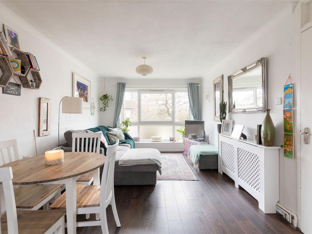 1 bed flat for sale in Odessa Road, London E7 Zoopla