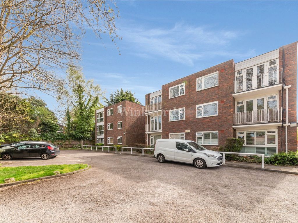 1 bed flat for sale in Foxgrove Road, Beckenham BR3, £295,000 Zoopla