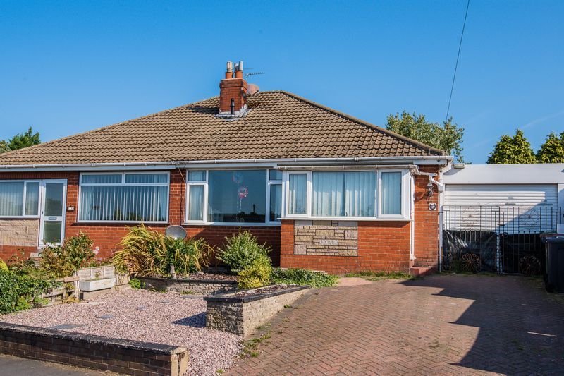 3 bed semidetached bungalow for sale in Snipewood, Eccleston, Chorley