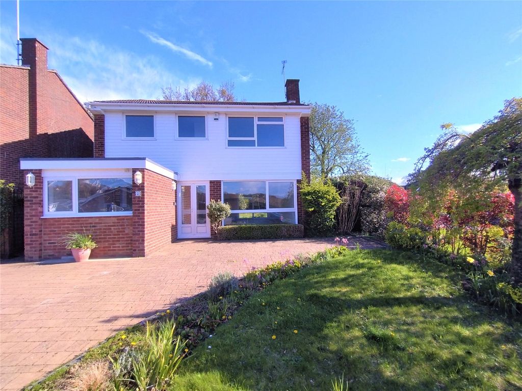 4 bed detached house for sale in Valley Fields Crescent, Enfield
