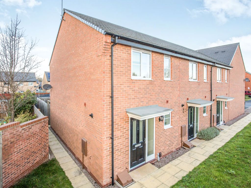 2 bed semidetached house to rent in Ramson Close, Stenson Fields