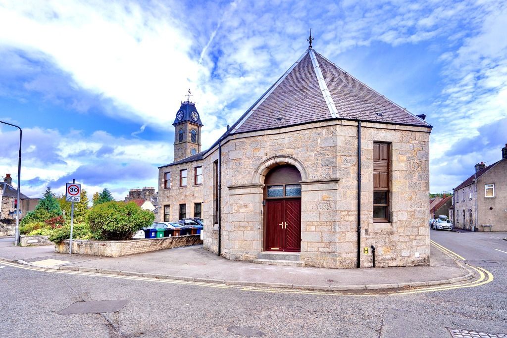 2 bed end terrace house to rent in Chapel Street, Kincardine, Fife FK10