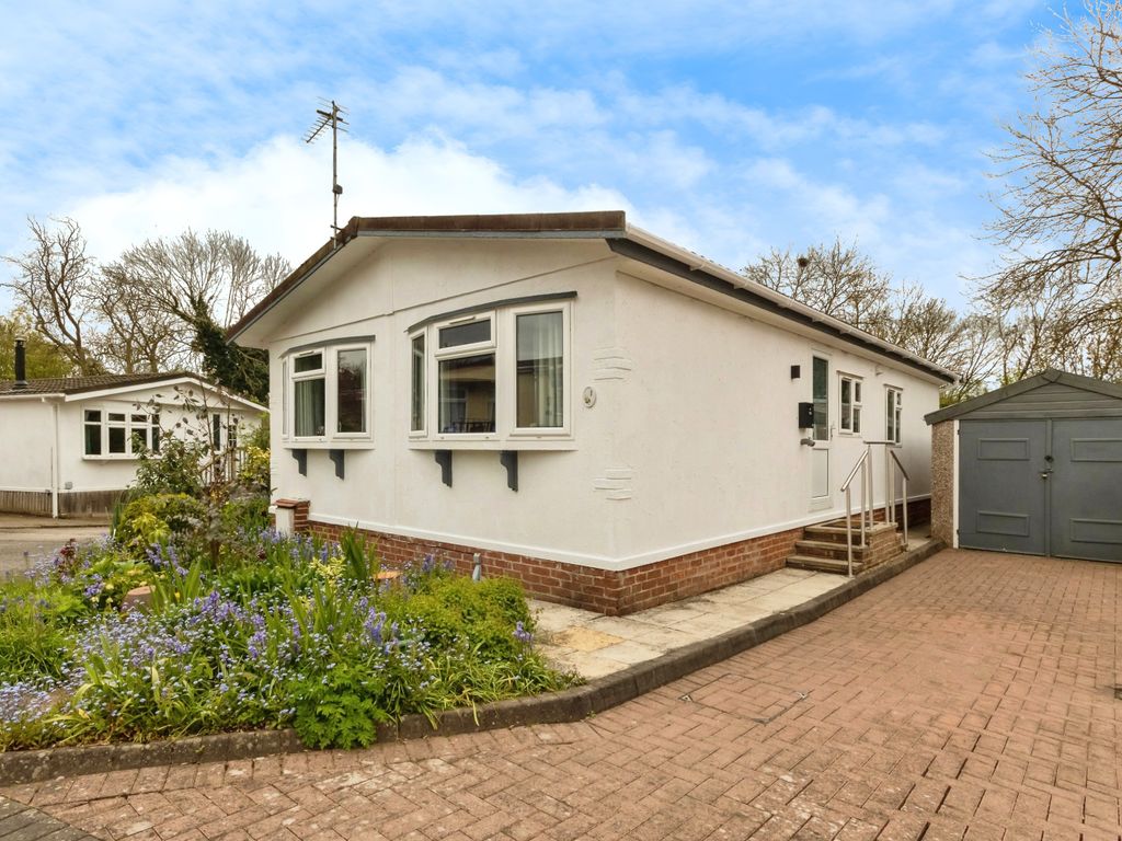 3 bed bungalow for sale in Trent Lane, East Bridgford, Nottingham