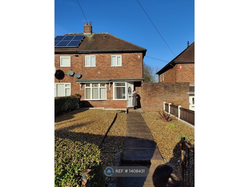 3 bed semidetached house to rent in Rayleigh Way, StokeOnTrent ST2
