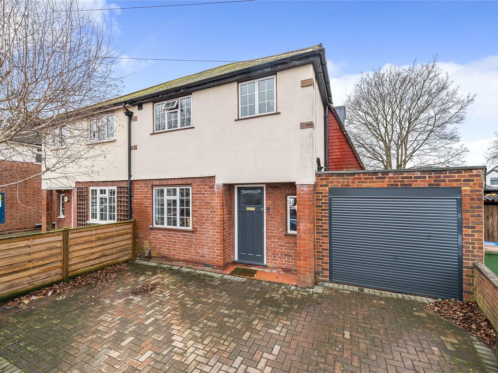 3 bed semidetached house for sale in Hersham, Surrey KT12, £625,000