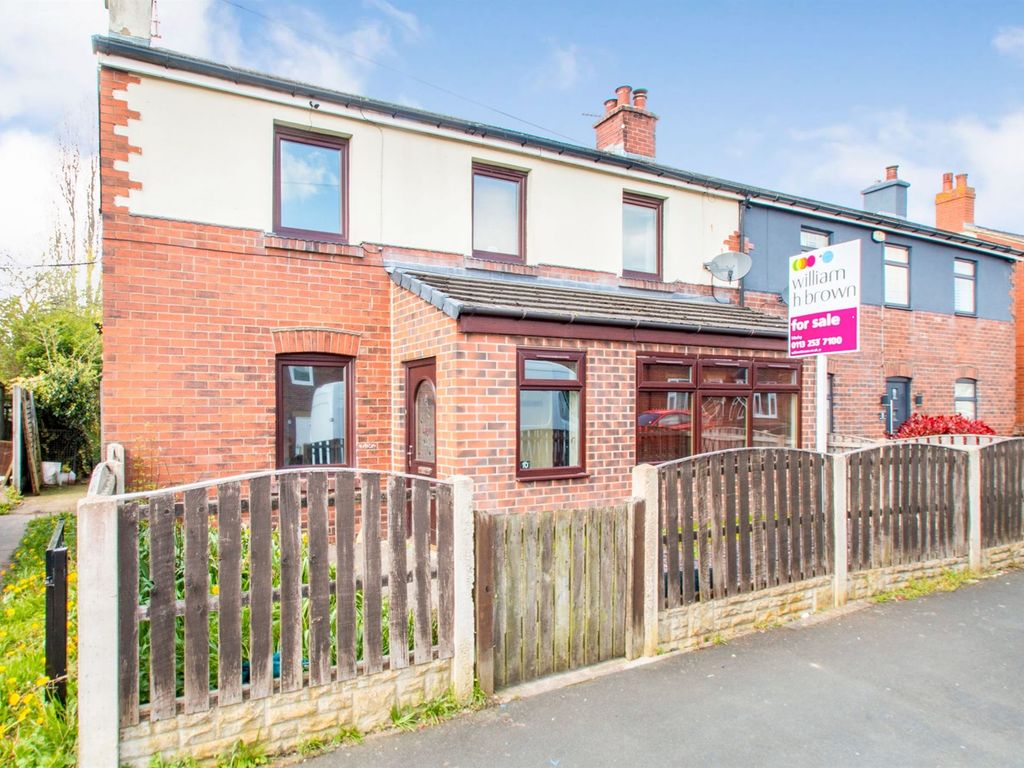 3 bed semidetached house for sale in Redwood Avenue, Tingley