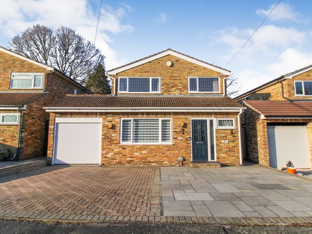 4 bed detached house for sale in Baird Road, Farnborough GU14 Zoopla