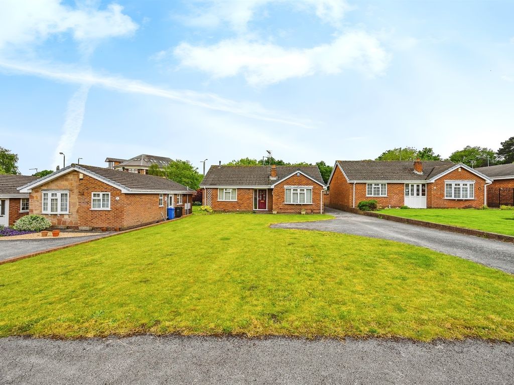 2 bed detached bungalow for sale in Hedingham Way, Mickleover, Derby