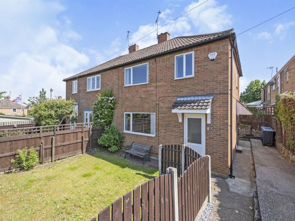 3 bed semidetached house for sale in Shakespeare Avenue, Campsall
