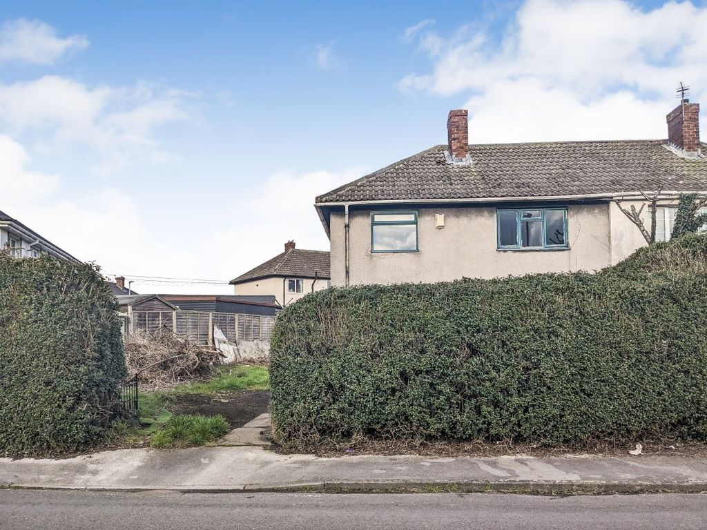 3 bed semidetached house for sale in 92 Newstead View Fitzwilliam