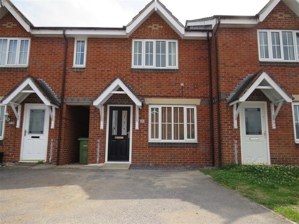 3 bed town house to rent in Oak Crescent, Havercroft, Wakefield WF4, £