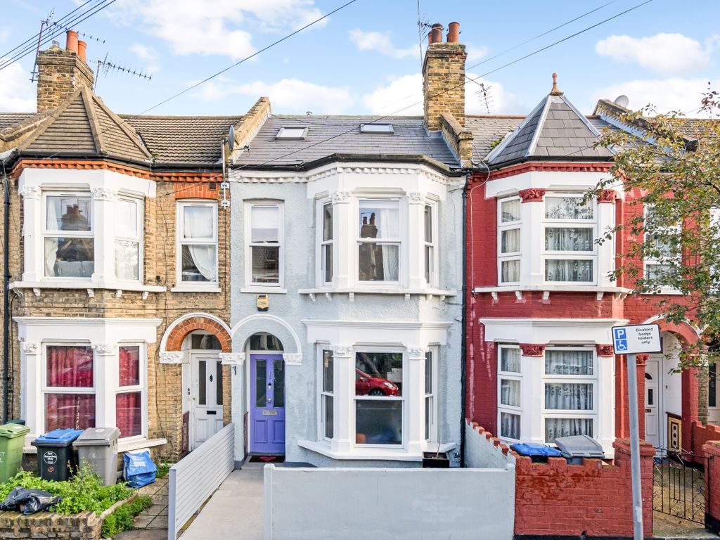 4 bed detached house for sale in Churchill Road, London NW2, £1,000,000 Zoopla