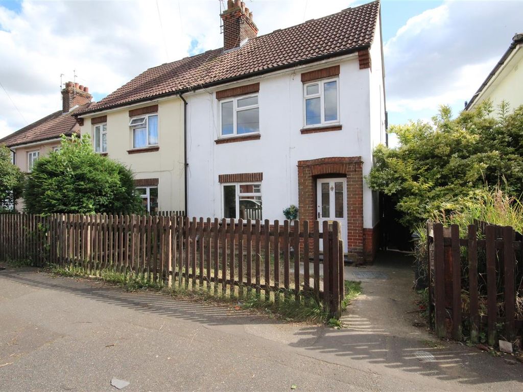3 bed semidetached house to rent in Chester Road, Peterborough PE1, £