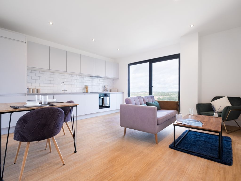 1 bed flat to rent in Regent Centre, Newcastle Upon Tyne NE3, £900 pcm