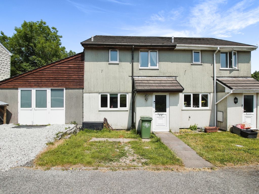 3 bed semidetached house for sale in Wesley Close, Stenalees, St