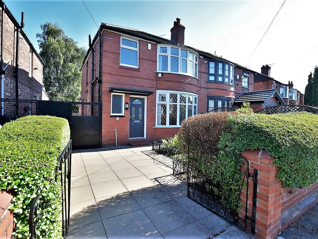 3 bed semidetached house for sale in Heathside Road, Withington