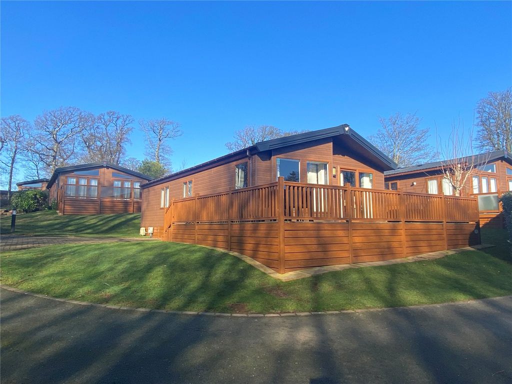 3 bed property for sale in Plas Coch, Llanfairpwllgwyngyll, Anglesey