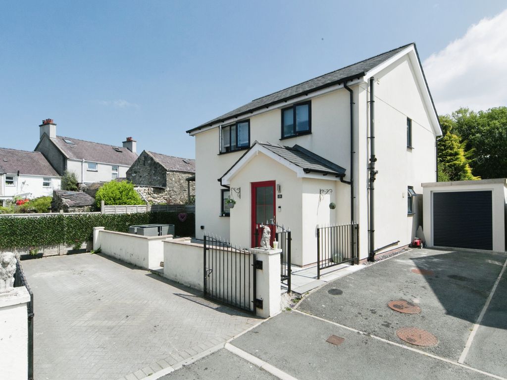 New home, 3 bed detached house for sale in Fron Deg, Rhostryfan