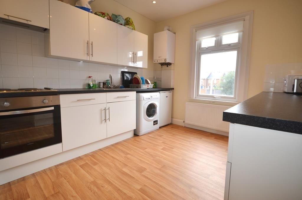 3 bed flat to rent in Cowley Road, Uxbridge UB8 Zoopla