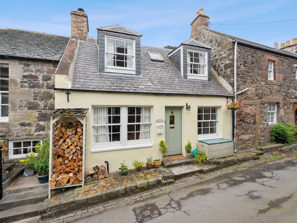 2 bed cottage for sale in Kirkwynd, Perthshire PH2, £105,000 Zoopla