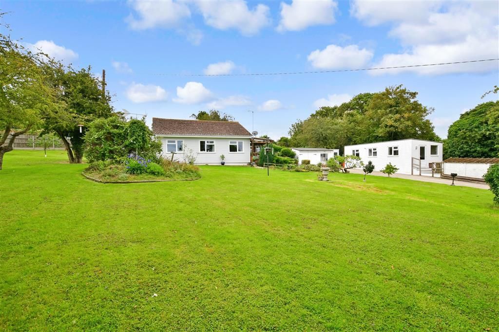 3 bed bungalow for sale in Surf Crescent, Eastchurch, Sheerness, Kent