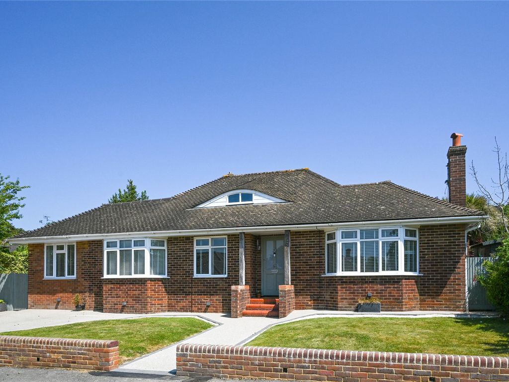 3 bed bungalow for sale in Highfield Drive, Hurstpierpoint, West Sussex