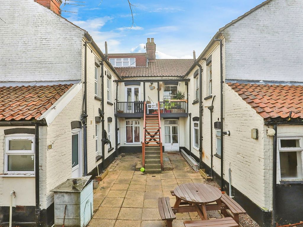 5 bed terraced house for sale in Unthank Road, Norwich NR2, £375,000